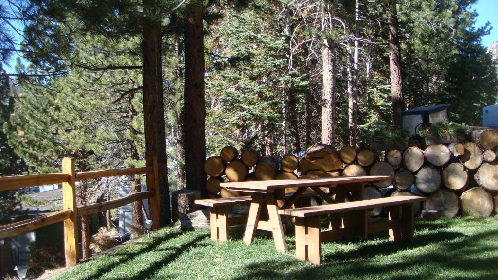 Innsbruck Lodge Mammoth Lakes Esterno foto